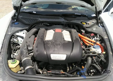 2015 Porsche Panamera E-Hybrid S из США, поврежденный, VIN WP0AD2A70FL040943